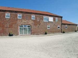 Exterior | Beacon Farm - Seagull Cottage, Flamborough