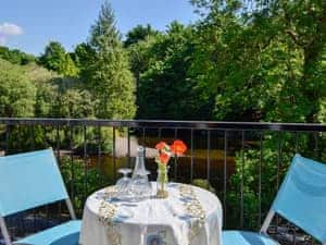 Peaceful balcony overlooking the beautiful River Cree | Riverside, Newton Stewart