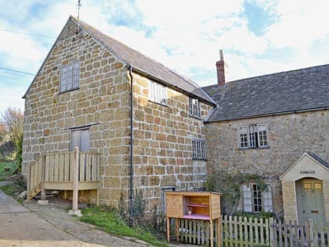 Exterior | Millstones, Seatown, Chideock