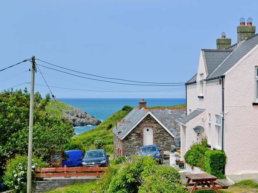 Sunny Hill Cottage Ref 359 In Porthgain Near St Davids