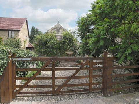 Exterior | Cruck Cottage, Sinnington near Pickering