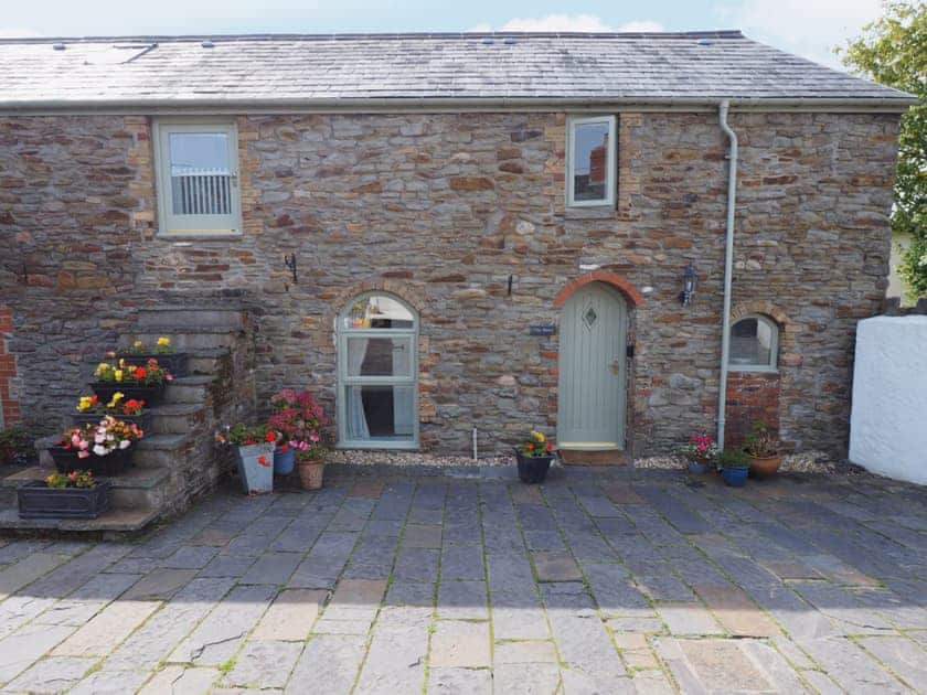 Exterior | Crwys Farm - The Dairy, Three Crosses, Gower, Swansea