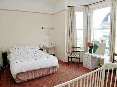 Bedroom | Suncourt Holiday Apartments - Mayflower, Cromer