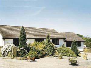 Exterior | Priestfield Grange - Chestnut Cottage, Old Brampton, nr. Bakewell