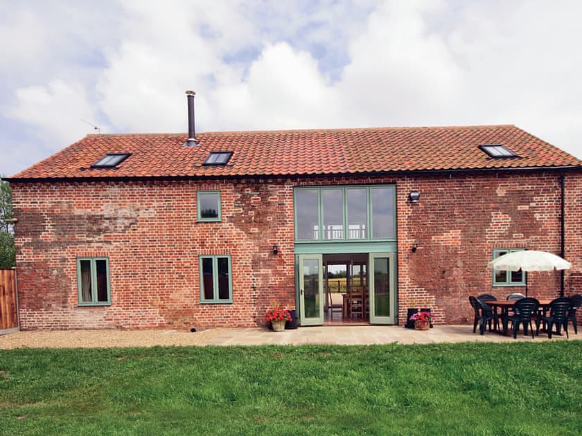 Low Farm Barn - E4052