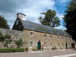 The Clock House (left) Courtyard Cottage (right) | Courtyard Cottage, Mellerstain, nr. Kelso