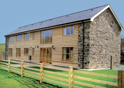 Cwm Corn Barn | Cwm Corn Barn, Dolfor, Nr. Newtown