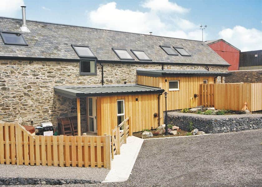 Stable Barn, Peniarth Bach Farm, Betws-Yn-Rhos, Conwy
