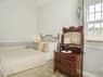 Twin bedroom