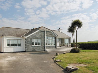 Exterior | The Lookout, Port Gaverne, nr. Port Isaac