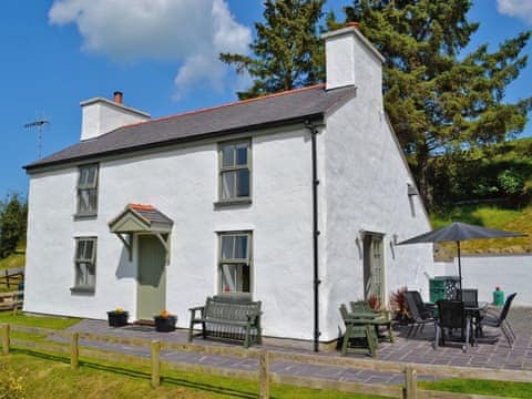 Exterior | Hen D&#375;, Eglwysbach, nr. Conwy