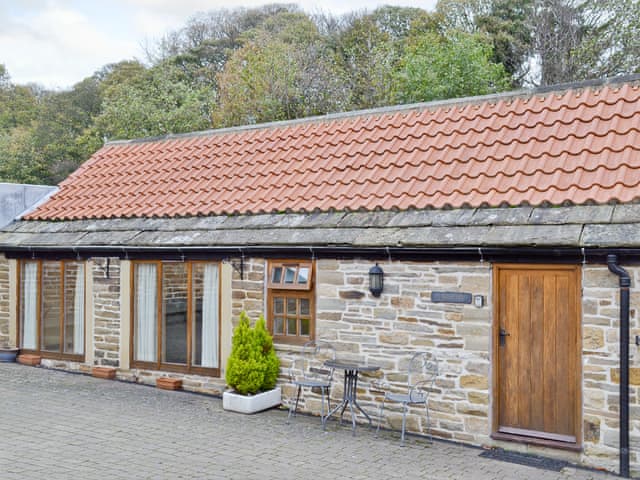 Exterior | Yew Tree Bothy, Holymoorside, nr. Chesterfield