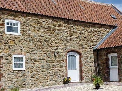 Exterior | Ash Farm Barns - The Hay Barn, North Willingham, nr. Market Rasen