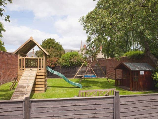 Childrens Play area | Hungate Cottages - Saltersgate, Pickering