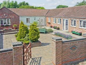 Exterior | Moorhen Cottage, Leverton