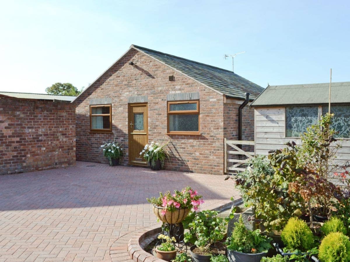 Weetwood Lodge, , Cheshire