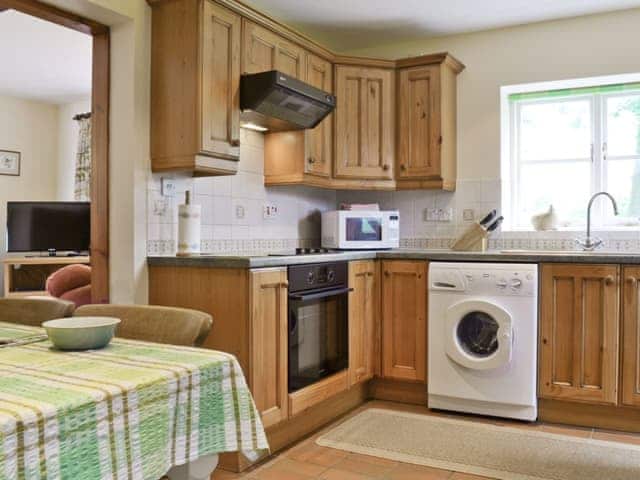 Kitchen/diner | Garden Farm Cottage, Ilam, nr. Ashbourne