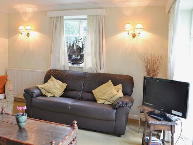 Living room | Apple Tree Cottage, West Wittering