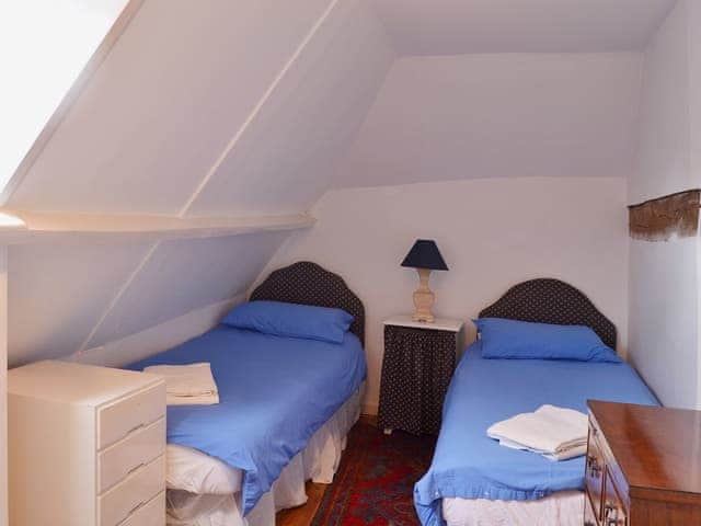 Twin bedroom | Apple Tree Cottage, West Wittering