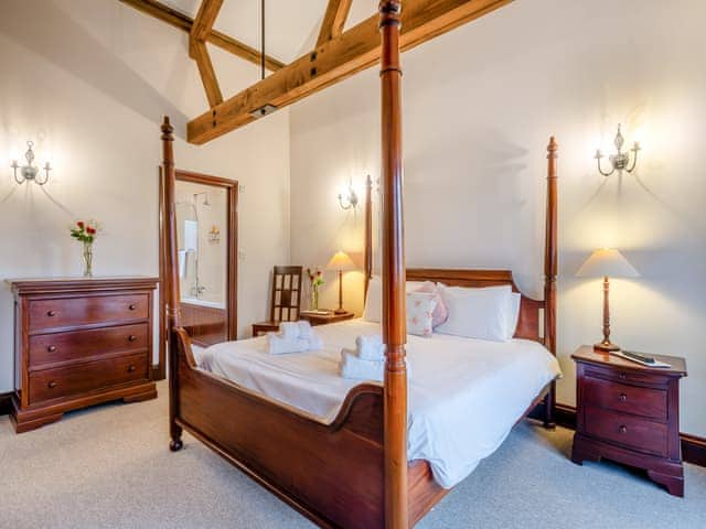 Sitting-out-area | Piggyback Barns - Woodpecker Barn, Sculthorpe, Fakenham