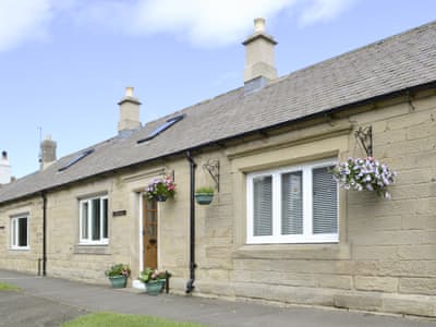Characterful holiday home | Barkers Cottage, Ellington, near Druridge