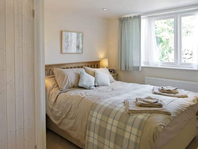 Double bedroom | Wissett Place Cottages - Dove Cottage, Halesworth