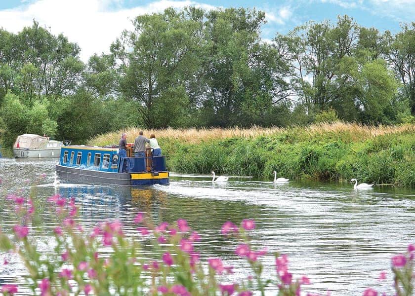 Chalford Boat Hire