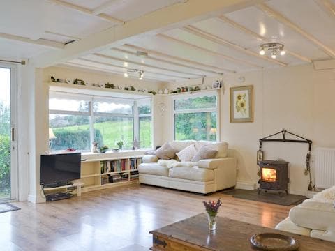 Open plan living/dining room/kitchen | The Summerhouse, Easthope, nr. Much Wenlock