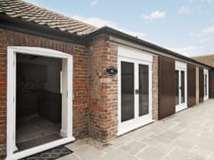 Exterior | Beacon Cottage, Wainfleet St. Mary, nr. Skegness