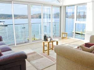 Open plan living/dining room/kitchen | Spout Crag Boathouse, Windermere