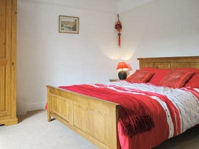 Double bedroom | Denham, Glaisdale