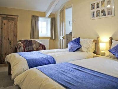 Twin bedroom | Cobweb Cottage, Whitby