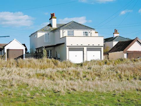 Exterior | Mariners Lodge, Felixstowe Ferry