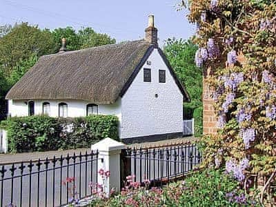 Exterior | Childe of Hale Cottage, Hale Village