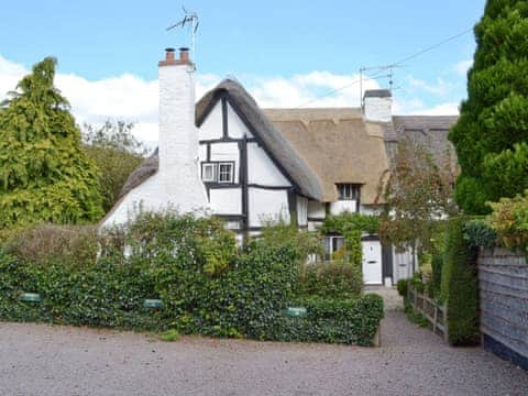 Exterior | Hathaway Hamlet, Stratford-upon-Avon