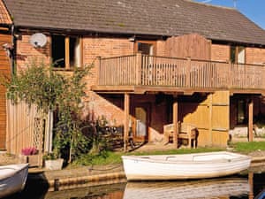 Exterior | Wayford Bridge Granary - Malt Shovel, Wayford Bridge, nr. Stalham