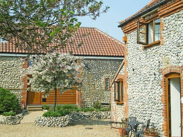 Exterior | Church Farm Cottages - Hay Loft, Lower Gresham