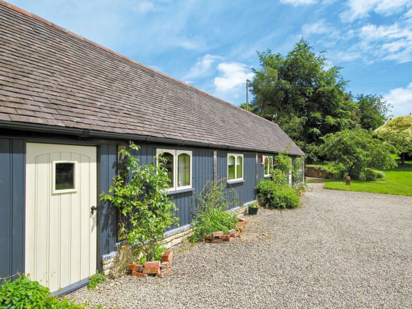 The Cottage - 28098