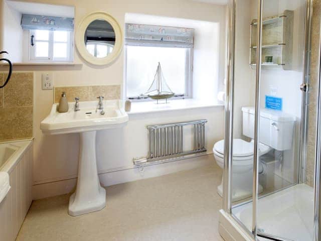 Shower room | Scalby Lodge - The Cart Shed, Scalby, Scarborough
