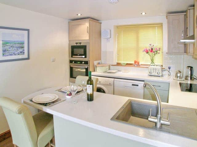 Open plan living/dining room/kitchen | The Garden Apartment, Neatishead, nr. Norwich