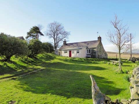 Exterior | Glentairie Cottage, Glenprosen, by Kirriemuir