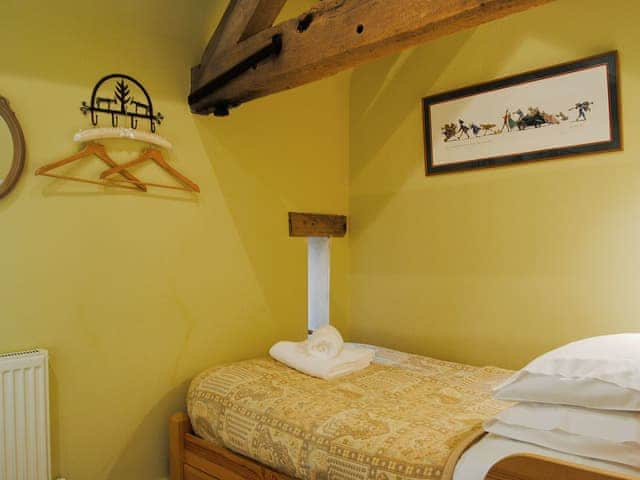 Bedroom | Broome Farm Cottages - St. Vincent, Broome Chatwall, nr. Church Stretton