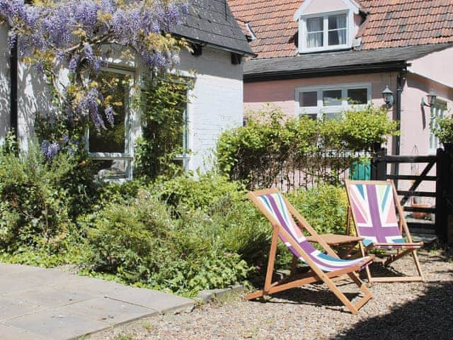 Sitting-out-area | Crown Cottage, Hartest, nr. Lavenham