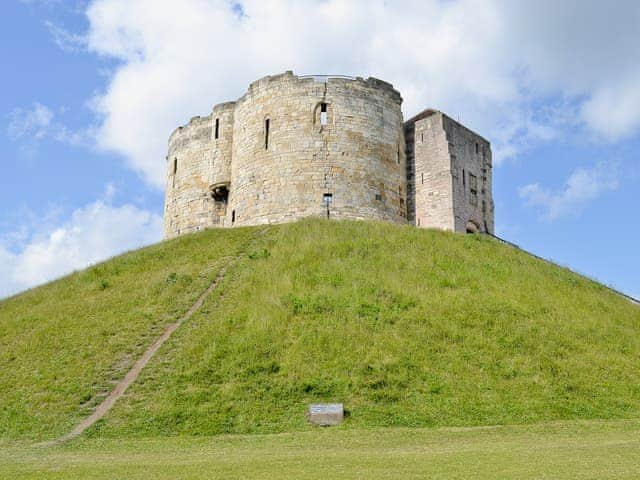 Cliffords Tower | York, Yorkshire