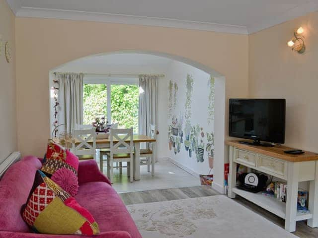 Living room | Captain&rsquo;s Cottage, Winterton-on-Sea