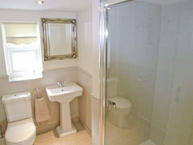 Shower room | Captain&rsquo;s Cottage, Winterton-on-Sea