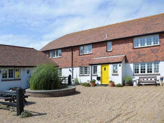 Exterior | Cockle Warren, Hayling Island