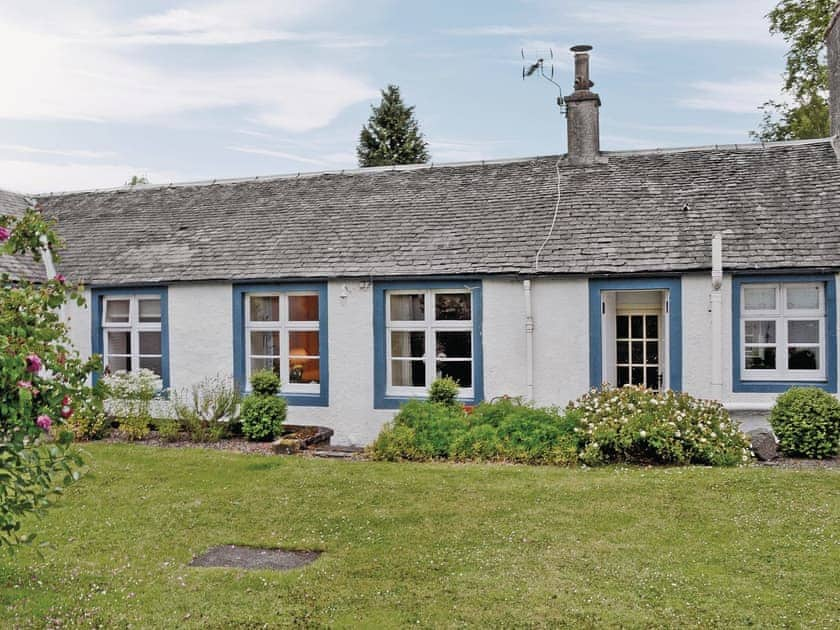 Apple Cottage Ref Sxxb In Forgandenny Perthshire Cottages Com