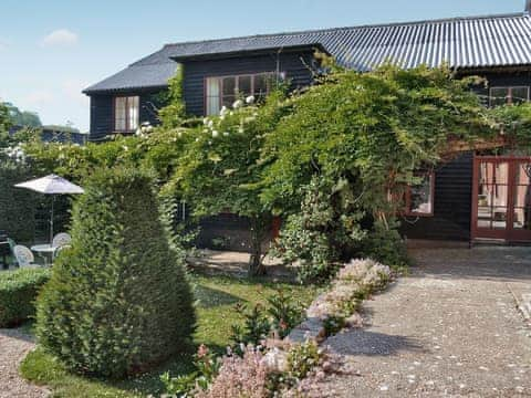 Exterior | Ladwood Farm - The Old Barn, Acrise, nr. Folkestone