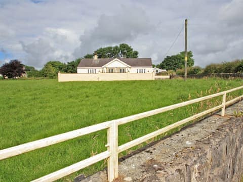 Ty Canol, Brynteg, Anglesey